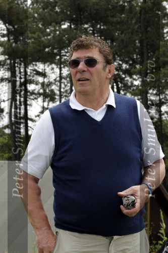 Wassenaar 5 juli 2010
Golfwedstrijd op de Haagsche golfclub voor het goede doel. Willem v Hanegem
Peter Smulders bv