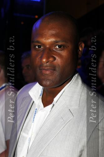 Amsterdam 1 juli 2010
Presentatie nieuwe Samsung telefoon in Club air. Winston Bogarde
Peter Smulders bv