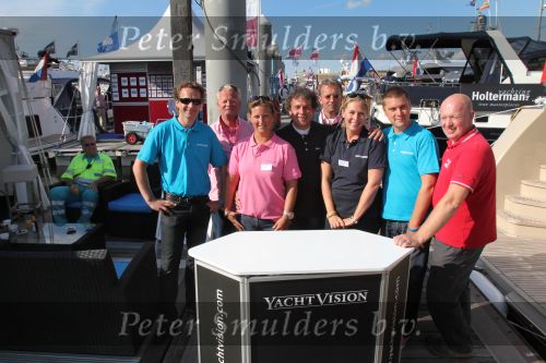 Ijmuiden, 5 September 2010
Hiswa te Water 2010 met o.a. medewerkers Yachtvision
Foto Peter Smulders BV