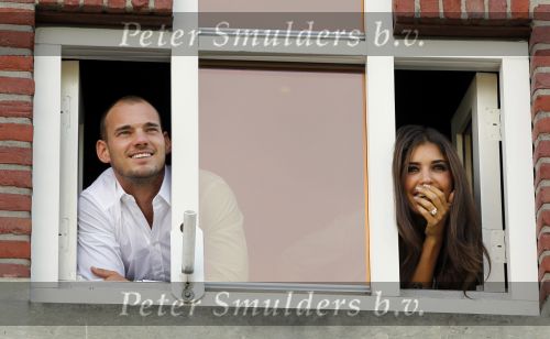 Nieuwegein 4 september 2010
4e verjaardag van Jessey Sneijder bij Will\'s restaurant. Wesley Sneijder en Yolanthe Sneijder Cabau waren natuurlijk aanwezig.
Peter Smulders bv