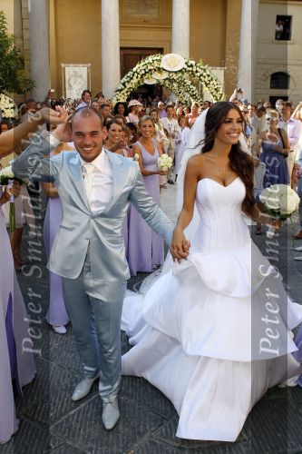 Sienna 17 juli 2010
Yolanthe Cabau v Kasbergen en Wesley Sneijder trouwen in Italie.
Peter Smulders bv
