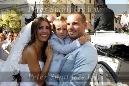 Sienna 17 juli 2010
Yolanthe Cabau v Kasbergen en Wesley Sneijder trouwen in Italie.
Peter Smulders bv