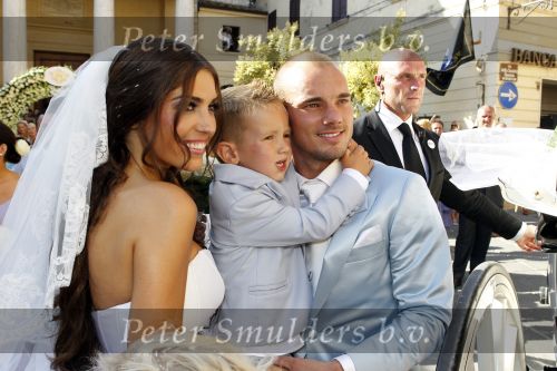 Sienna 17 juli 2010
Yolanthe Cabau v Kasbergen en Wesley Sneijder trouwen in Italie.
Peter Smulders bv