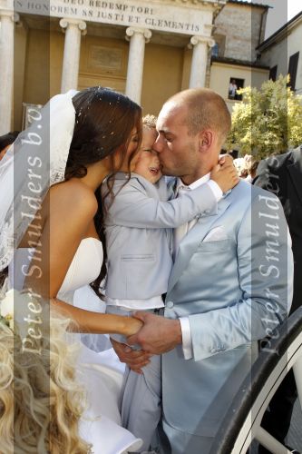 Sienna 17 juli 2010
Yolanthe Cabau v Kasbergen en Wesley Sneijder trouwen in Italie.
Peter Smulders bv
