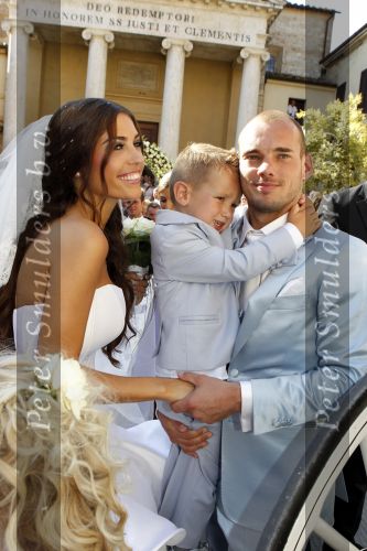 Sienna 17 juli 2010
Yolanthe Cabau v Kasbergen en Wesley Sneijder trouwen in Italie.
Peter Smulders bv