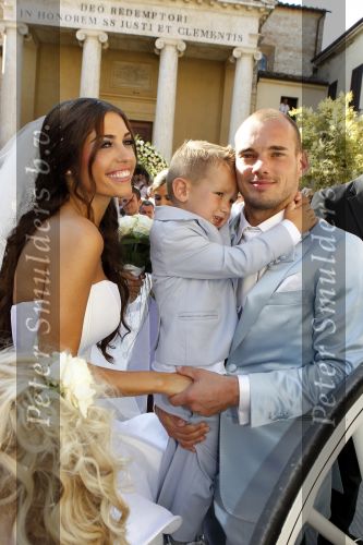 Sienna 17 juli 2010
Yolanthe Cabau v Kasbergen en Wesley Sneijder trouwen in Italie.
Peter Smulders bv