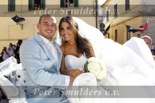 Sienna 17 juli 2010
Yolanthe Cabau v Kasbergen en Wesley Sneijder trouwen in Italie.
Peter Smulders bv