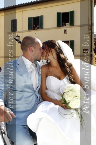 Sienna 17 juli 2010
Yolanthe Cabau v Kasbergen en Wesley Sneijder trouwen in Italie.
Peter Smulders bv