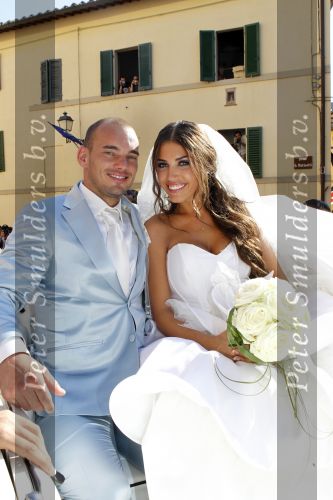 Sienna 17 juli 2010
Yolanthe Cabau v Kasbergen en Wesley Sneijder trouwen in Italie.
Peter Smulders bv