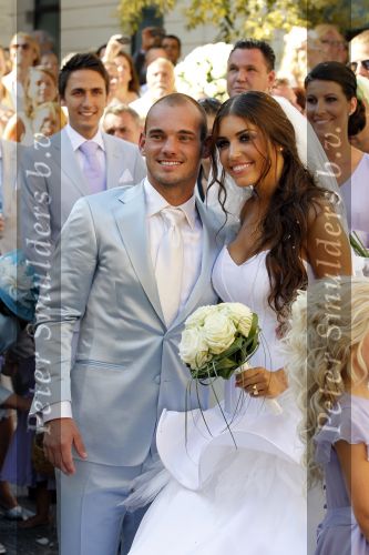 Sienna 17 juli 2010
Yolanthe Cabau v Kasbergen en Wesley Sneijder trouwen in Italie.
Peter Smulders bv