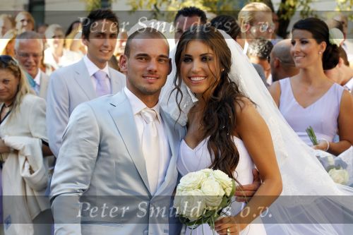 Sienna 17 juli 2010
Yolanthe Cabau v Kasbergen en Wesley Sneijder trouwen in Italie.
Peter Smulders bv