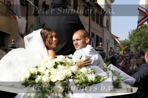 Sienna 17 juli 2010
Yolanthe Cabau v Kasbergen en Wesley Sneijder trouwen in Italie.
Peter Smulders bv