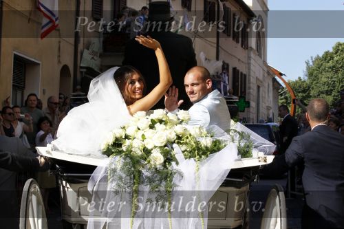 Sienna 17 juli 2010
Yolanthe Cabau v Kasbergen en Wesley Sneijder trouwen in Italie.
Peter Smulders bv