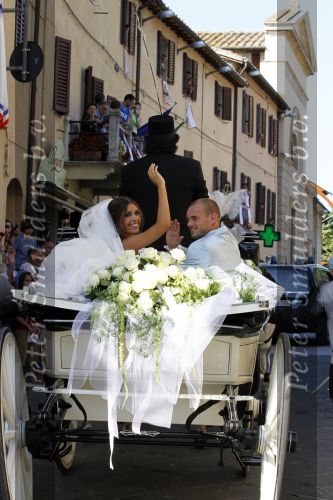 Sienna 17 juli 2010
Yolanthe Cabau v Kasbergen en Wesley Sneijder trouwen in Italie.
Peter Smulders bv