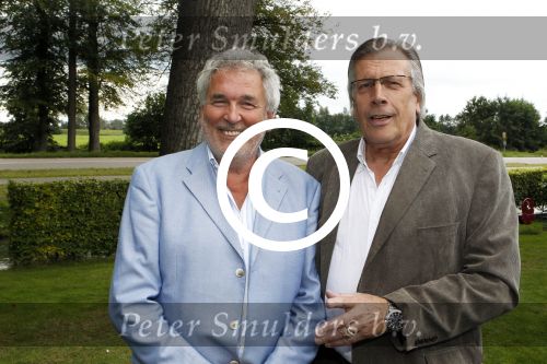 Nijkerk 31 augustus 2011
Presentatie 192 tv in Nijkerk. Ad Roland met Jan v Veen
Peter Smulders bv