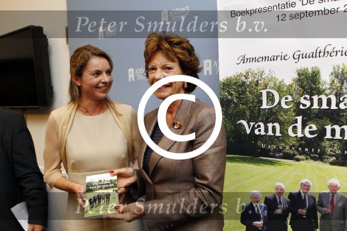 Den Haag 12 september 2011
Presentatie boek Annemarie Gualtherie van Weezel in nieuwspoort. Prins Carlos en Prinses irene zijn aanwezig als mede haat ouders. Neelie Kroes ontvangt het eerste boek in nieuwspoort.
Peter Smulders bv