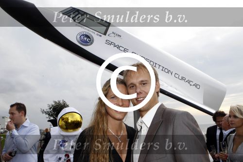 Noordwijk 26 augustus 2011
Opening en VIP avond miljonair summerfair in huis ter Duin. Armin v Buuren met zijn vrouw
Peter Smulders bv