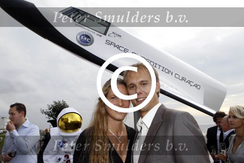 Noordwijk 26 augustus 2011
Opening en VIP avond miljonair summerfair in huis ter Duin. Armin v Buuren met zijn vrouw
Peter Smulders bv