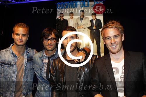 Amsterdam 7 september 2011
Presentatie Cosmopolitman met Jan Kooijman Art Rooijakkers Don Diago en Jim Bakkum.
Peter Smulders bv