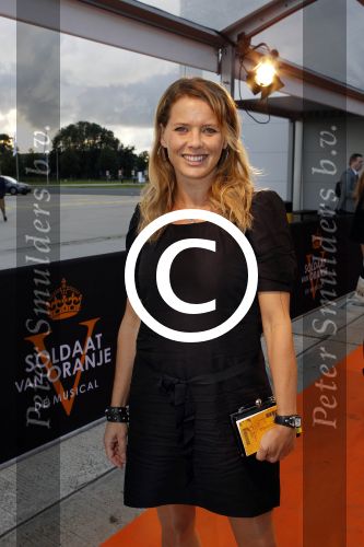 Valkenburg 31 augustus 2011
Premiere Soldaat van Oranje op vliegbasis Valkenburg. Babette v Veen
Peter Smulders bv