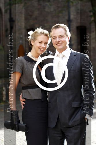 Den haag 11 september 2011
Barry Madlener met zijn vriendin Veronique Haarsma op het binnenhof.
Peter Smulders bv