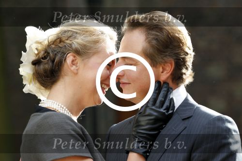 Den haag 11 september 2011
Barry Madlener met zijn vriendin Veronique Haarsma op het binnenhof.
Peter Smulders bv