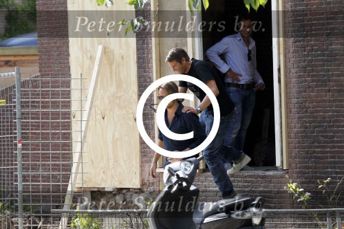 Amsterdam 10 september 2011
Piet Boon op bezoek bij de zwangere Nicolette v Dam en haar vriend Bas Smit. Nicolette en Bas hebben een nieuw huis gekocht en piet gaat ze helpen met de verbouwing. Ook de vader van Bas was erbij.
Peter Smulders bv