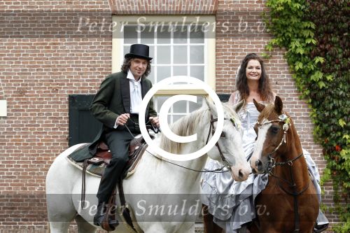 Loenen 27 augustus 2011
Trouwen van Thierry Duval en Belinda Meuldijk in kasteel ter Horst. Zoon Robert en Joshi zijn er natuurlijk bij.
Peter Smulders bv