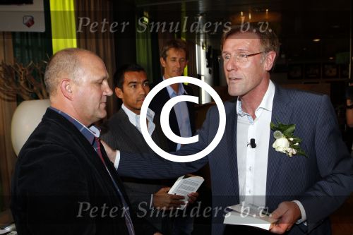 Utrecht 12 september 2011
Presentatie boek Hans v Breukelen in stadion Galgenwaard. Berry v Aerle
Peter Smulders bv