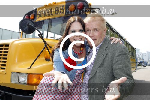 Amsterdam 2 september 2011
Presentatie tv station Peter Jan Rens. Hij gaat oa uitzenden vanuit een amerikaanse schoolbus. Peter jan met Bianca Leusink
Peter Smulders bv