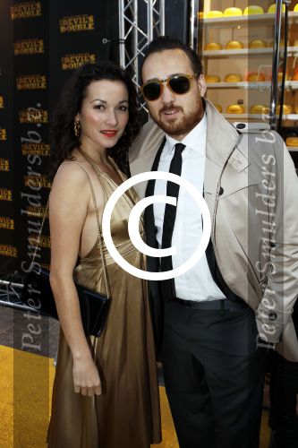 Amsterdam 5 september 2011
Premiere double trouble in tuschinski. Birgit Schuurman met Arne Toonen
Peter Smulders bv