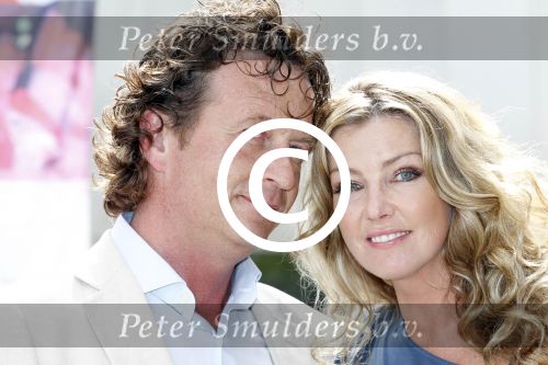 Amsterdam 3 september 2011
Premiere de zonnebloem in de meervaart. Brigitte Nijman met man
Peter Smulders bv