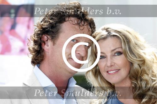 Amsterdam 3 september 2011
Premiere de zonnebloem in de meervaart. Brigitte Nijman met man
Peter Smulders bv