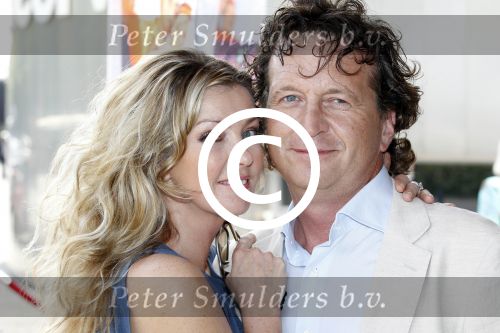 Amsterdam 3 september 2011
Premiere de zonnebloem in de meervaart. Brigitte Nijman met man
Peter Smulders bv