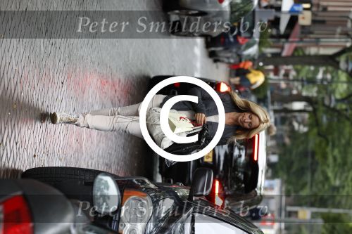 Amsterdam 17 september 2011
Candy Dulfer doet boodschappen met haar moeder.
Peter Smulders bv