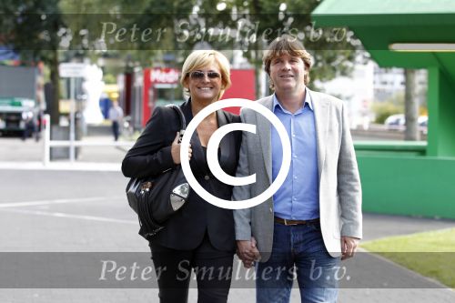 Hilversum 1 september 2011
Najaarspresentatie van de publieke omroep op het mediapark. Caroline Tensen en partner Peter Gallas
Peter Smulders bv