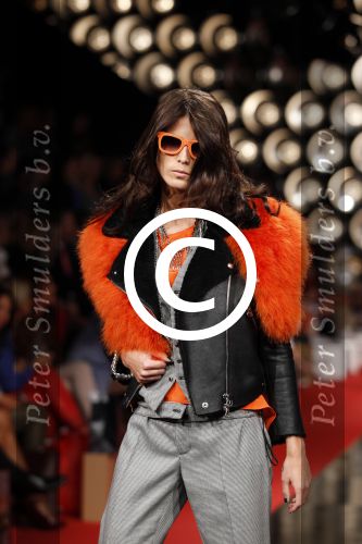 Vianen 15 september 2011
Modeshow Mix &Match van Danie Bles bij Miele.
Peter Smulders bv