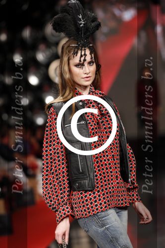 Vianen 15 september 2011
Modeshow Mix &Match van Danie Bles bij Miele.
Peter Smulders bv