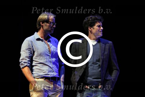 Amsterdam 5 september 2011
Presentatie when Harry met Sally in de meervaart met Isa Hoes Daniel Boissevain Sytske v d Ster Ad Knippels Margreet Boersbroek en Rein Hofman.
Peter Smulders bv