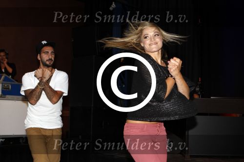 Amsterdam 7 september 2011
Presentatie Cosmopolitman met Jan Kooijman Art Rooijakkers Don Diago en Jim Bakkum. danseres en danser
Peter Smulders bv