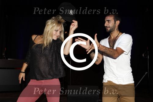 Amsterdam 7 september 2011
Presentatie Cosmopolitman met Jan Kooijman Art Rooijakkers Don Diago en Jim Bakkum. danseres en danser
Peter Smulders bv