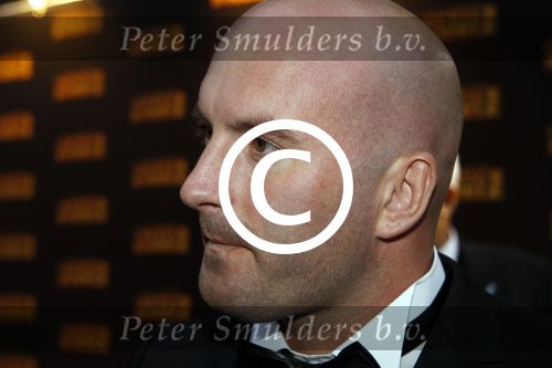 Amsterdam 5 september 2011
Premiere double trouble in tuschinski. Dean saunders met vriendin Jamie Faber
Peter Smulders bv