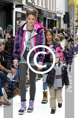 Amsterdam 4 september 2011
Grazia PC Catwalk op de pc hooftstraat. 
Emma Krajicek