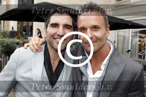 Noordwijk 26 augustus 2011
Opening en VIP avond miljonair summerfair in huis ter Duin. Eric Kuster en Rodrigo Otazu
Peter Smulders bv