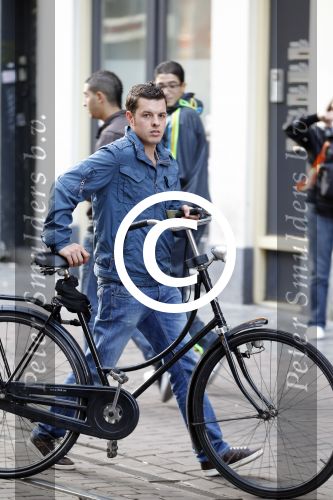 Amsterdam 5 september 2011
Filemon Wesselink op de fiets in adam.
Peter Smulders bv