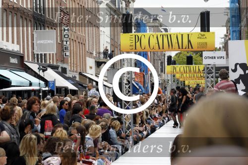 Amsterdam 4 september 2011
Grazia PC Catwalk op de pc hooftstraat.
Peter Smulders bv