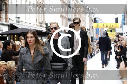 Amsterdam 4 september 2011
Grazia PC Catwalk op de pc hooftstraat.
Peter Smulders bv