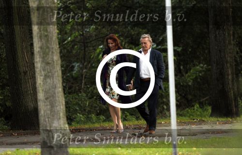 Amsterdam 12 september 2011
Hans Breukhoven hand in hand met Marian Mudder onderweg naar restaurant.
Peter Smulders bv