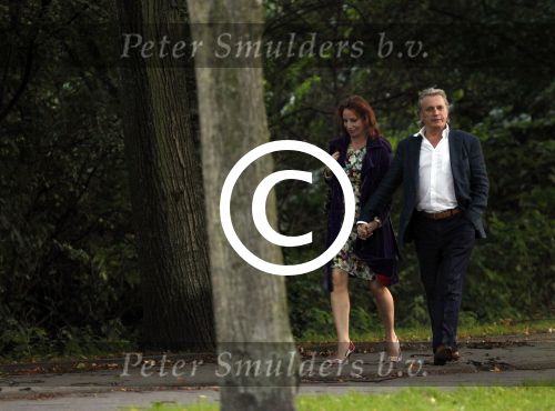 Amsterdam 12 september 2011
Hans Breukhoven hand in hand met Marian Mudder onderweg naar restaurant.
Peter Smulders bv