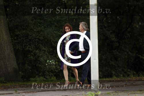 Amsterdam 12 september 2011
Hans Breukhoven hand in hand met Marian Mudder onderweg naar restaurant.
Peter Smulders bv